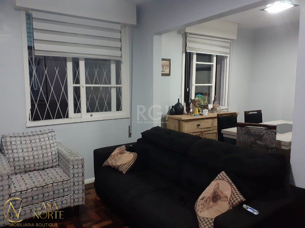 Apartamento à venda com 3 quartos, 77m², 1 vaga, Rua Marechal Mesquita no bairro Teresópolis em Porto Alegre
