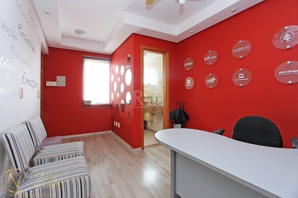 Sala Comercial à venda , 86m², Rua José de Alencar no bairro Menino Deus em Porto Alegre