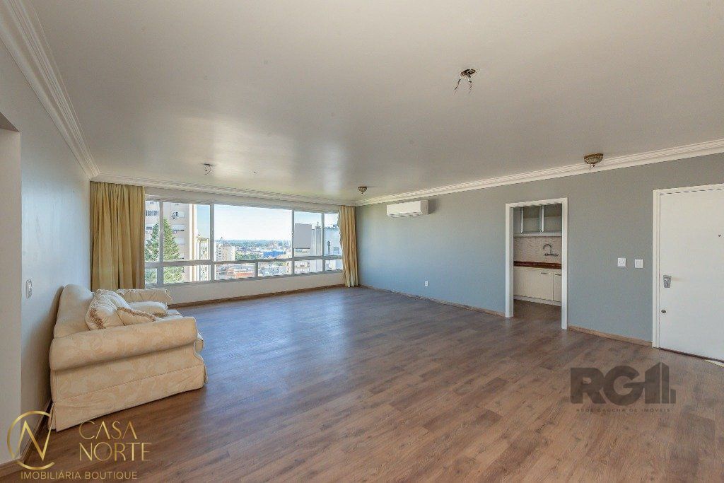 Apartamento à venda com 3 quartos, 120m², 1 suíte, 1 vaga, Rua Engenheiro Alvaro Nunes Pereira no bairro Moinhos de Vento em Porto Alegre