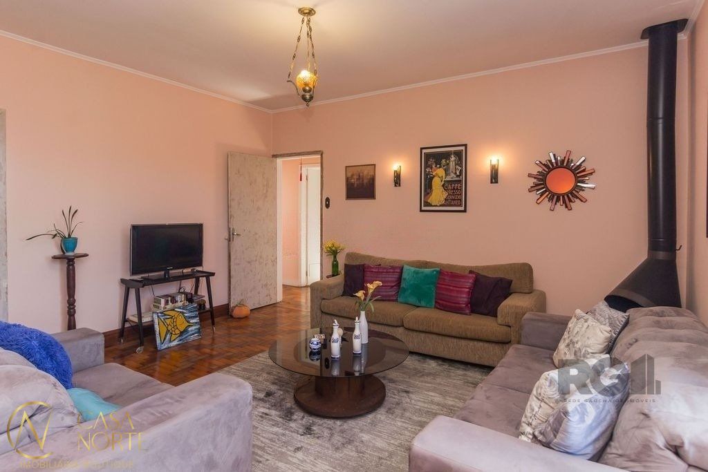 Apartamento à venda com 3 quartos, 80m², 1 vaga, Avenida São Paulo no bairro São Geraldo em Porto Alegre