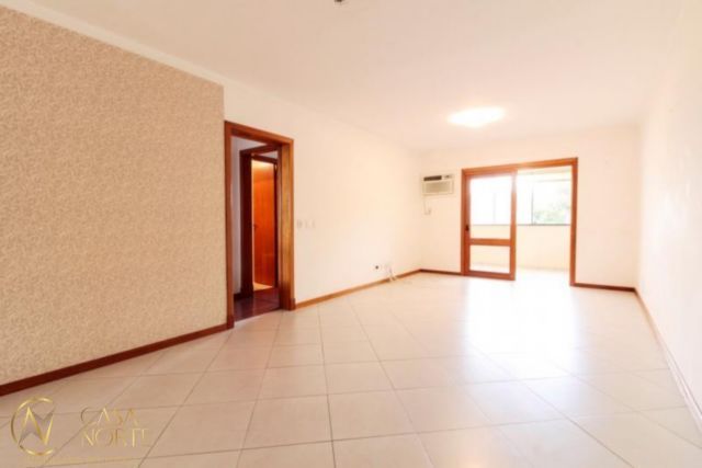 Apartamento à venda com 2 quartos, 94m², 1 suíte, 1 vaga, Rua Guilherme Alves no bairro Petrópolis em Porto Alegre