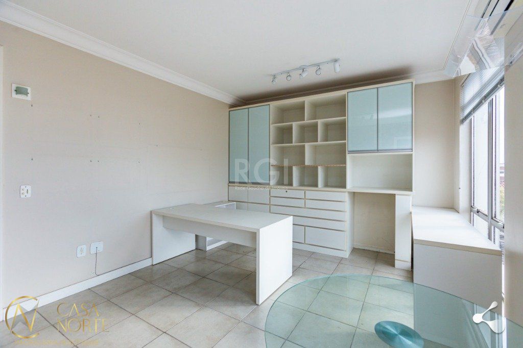 Sala Comercial à venda , 21m², Avenida Protásio Alves no bairro Petrópolis em Porto Alegre