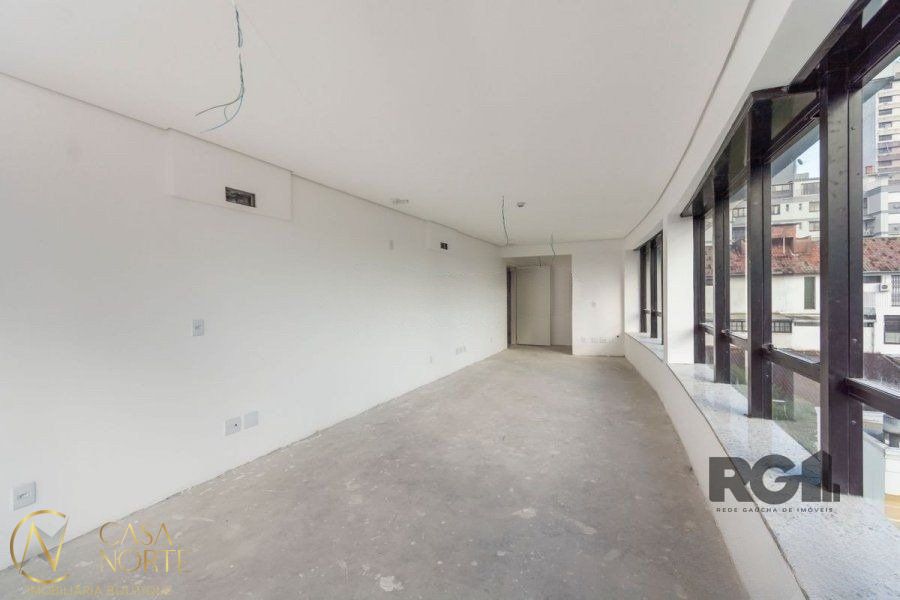 Sala Comercial à venda , 43m², Rua Luzitana no bairro Higienópolis em Porto Alegre