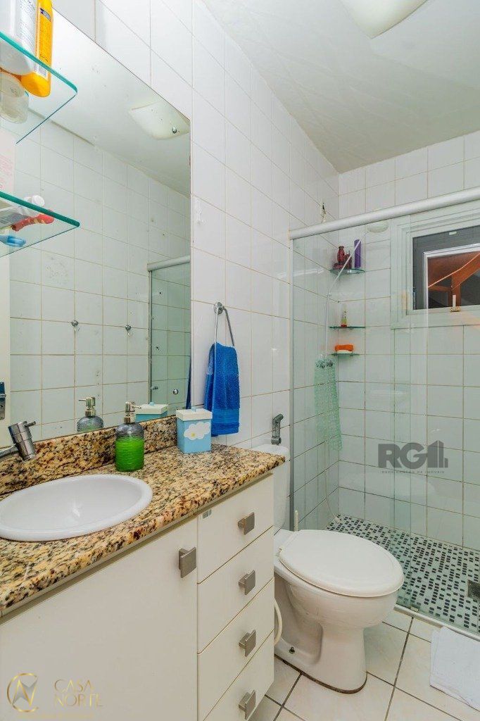 Casa de Condomínio à venda com 2 quartos, 79m², 1 suíte, 1 vaga, Rua Ney da Gama Ahrends no bairro Morro Santana em Porto Alegre