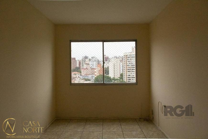 Apartamento à venda com 2 quartos, 58m², Avenida Ipiranga no bairro Partenon em Porto Alegre