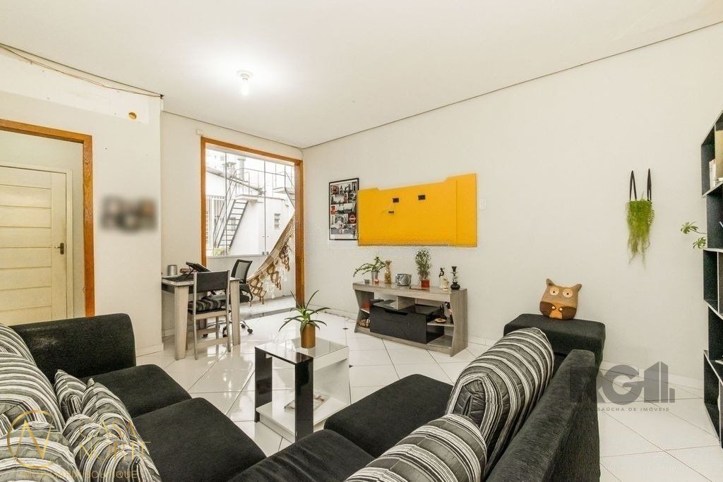 Apartamento à venda com 2 quartos, 100m², 1 suíte, Avenida Alberto Bins no bairro Independência em Porto Alegre