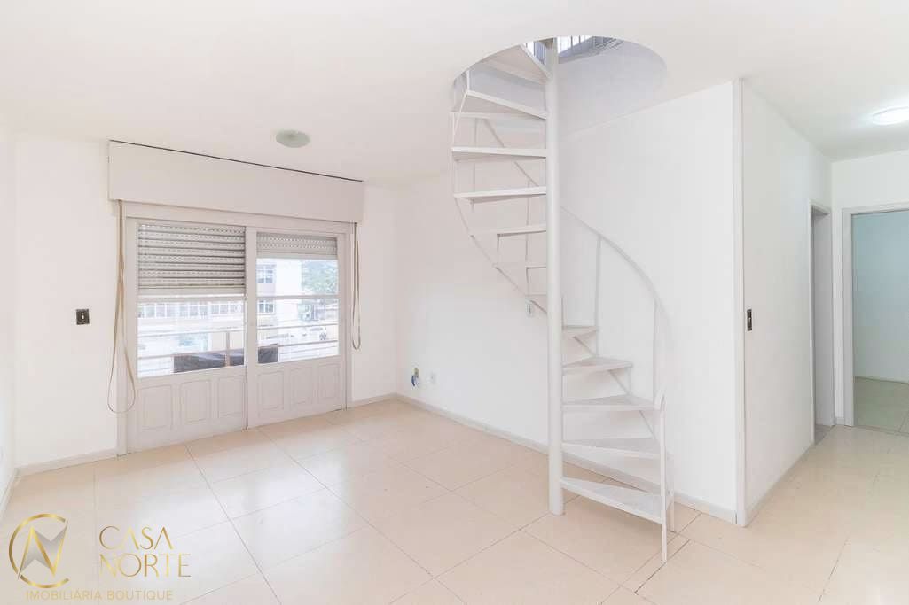 Cobertura à venda com 2 quartos, 176m², 1 vaga, Avenida Teresópolis no bairro Teresópolis em Porto Alegre