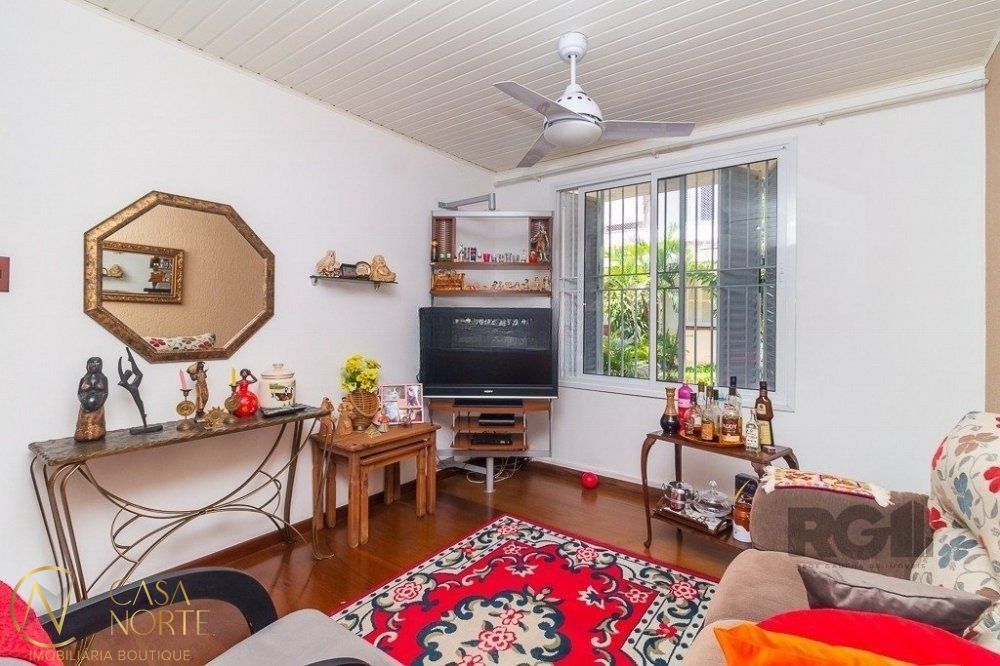 Apartamento à venda com 2 quartos, 76m², 2 suítes, Rua Barbedo no bairro Menino Deus em Porto Alegre