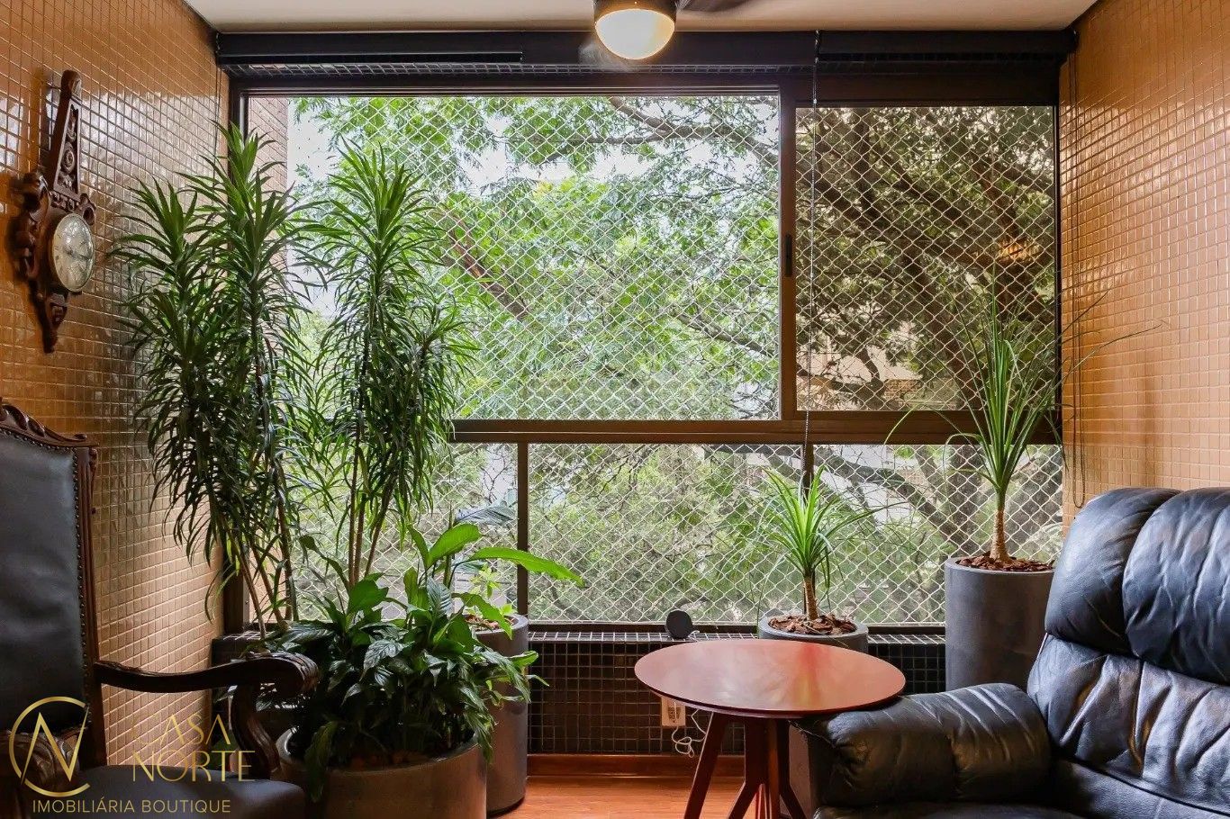 Apartamento à venda com 3 quartos, 107m², 1 suíte, 2 vagas, Rua Marcelo Gama no bairro São João em Porto Alegre
