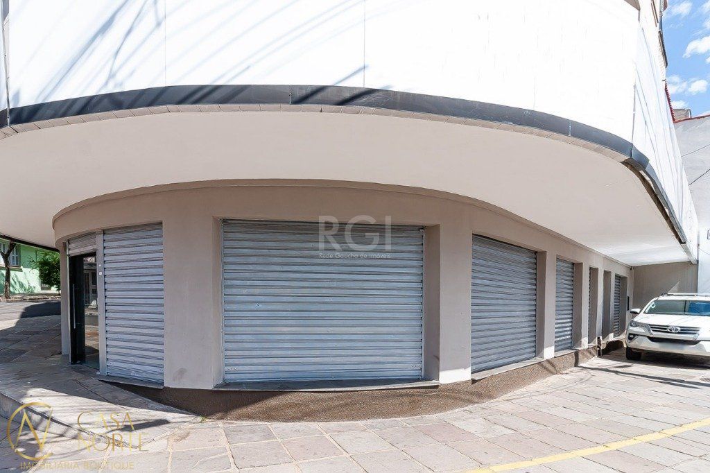 Loja à venda , 320m², Avenida Benjamin Constant no bairro São João em Porto Alegre