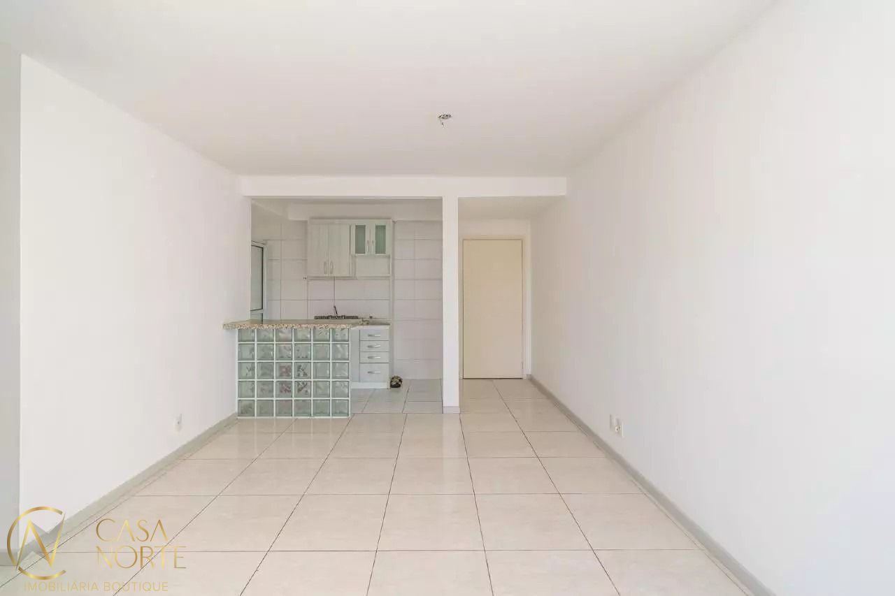 Apartamento à venda com 3 quartos, 57m², 1 suíte, 1 vaga, Avenida Arnaldo Bohrer no bairro Teresópolis em Porto Alegre