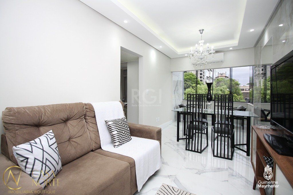 Apartamento à venda com 1 quarto, 43m², 2 vagas, Avenida Francisco Trein no bairro Cristo Redentor em Porto Alegre
