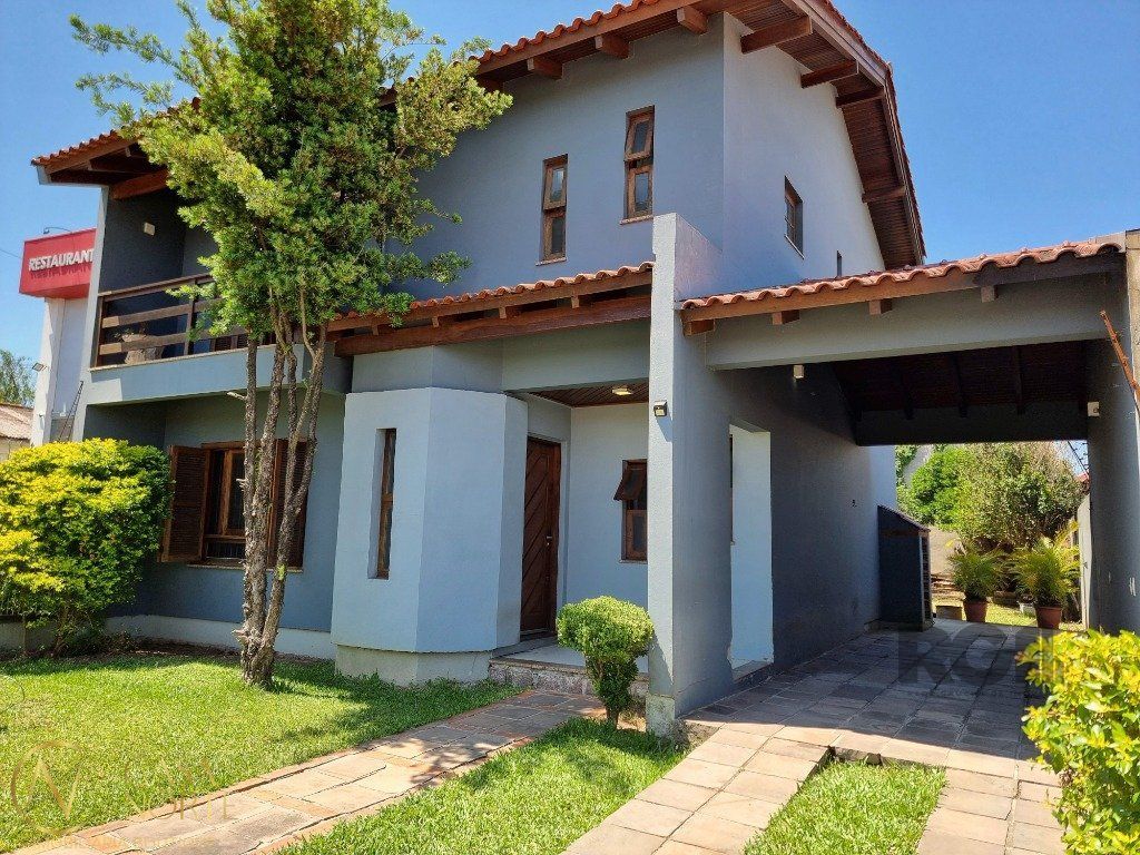 Casa à venda com 3 quartos, 175m², 1 suíte, 2 vagas, Avenida Otto Niemeyer no bairro Cavalhada em Porto Alegre