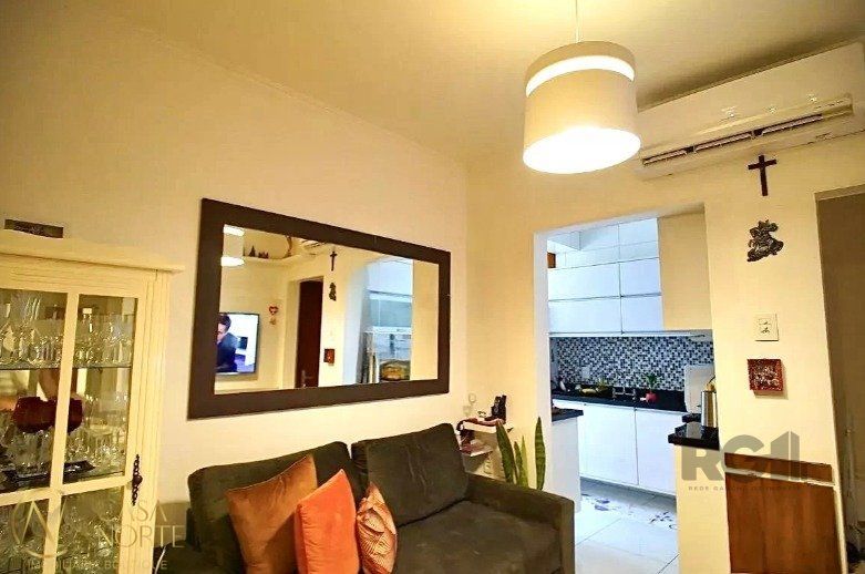 Apartamento à venda com 1 quarto, 41m², 1 vaga, Rua Eça de Queiroz no bairro Petrópolis em Porto Alegre