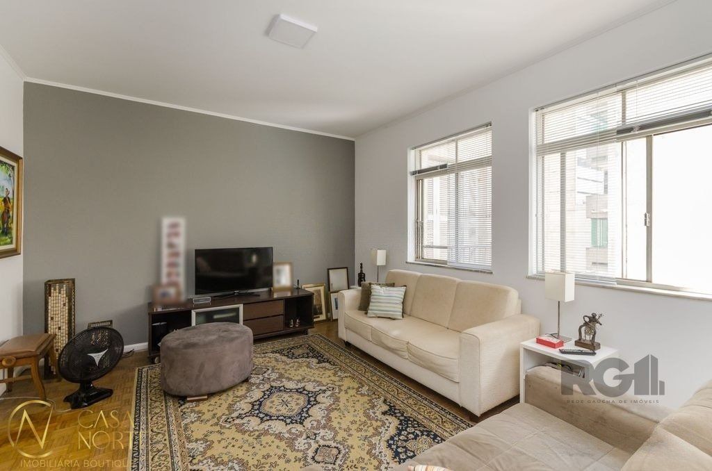 Apartamento à venda com 3 quartos, 203m², 1 suíte, Rua Marechal Floriano Peixoto no bairro Centro Histórico em Porto Alegre