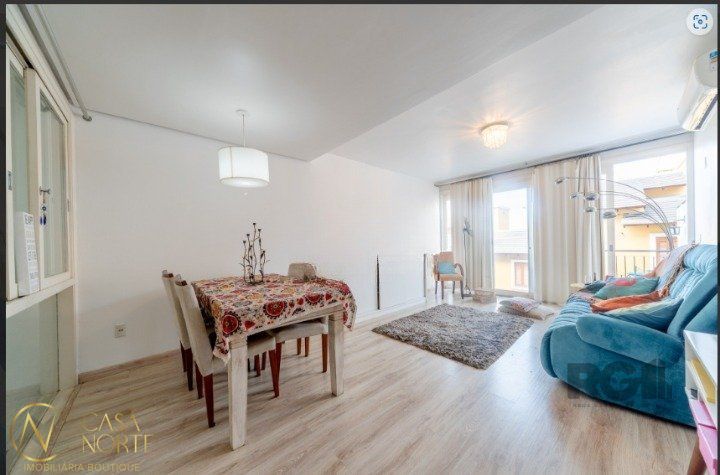 Casa de Condomínio à venda com 3 quartos, 152m², 1 suíte, 2 vagas, Rua Padre João Batista Reus no bairro Camaquã em Porto Alegre