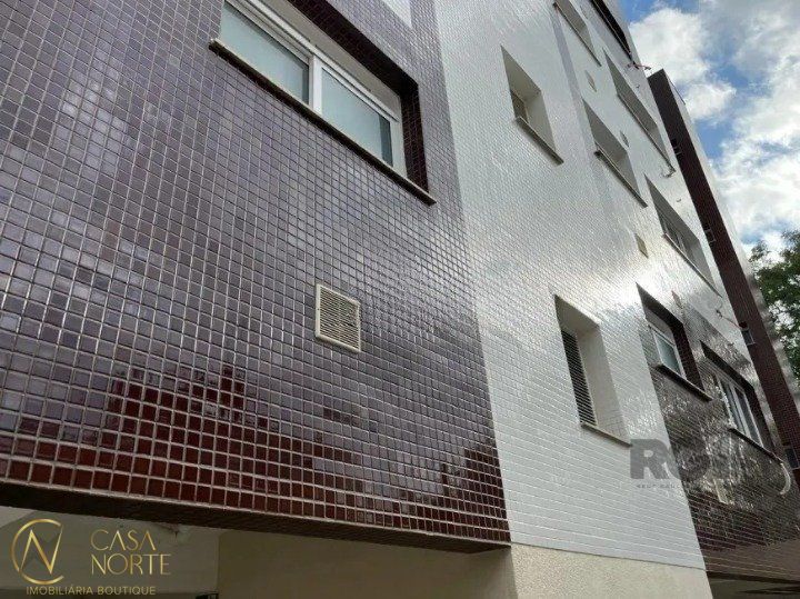 Apartamento à venda com 2 quartos, 71m², 1 suíte, 2 vagas, Rua José de Alencar no bairro Menino Deus em Porto Alegre