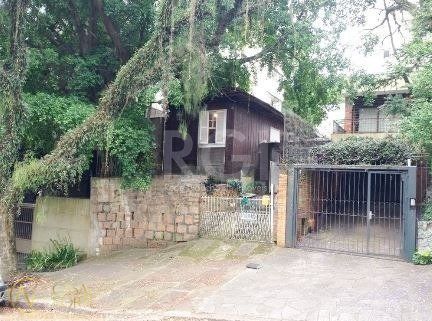 Terreno à venda  com 270m², Rua Felicissimo de Azevedo no bairro Auxiliadora em Porto Alegre