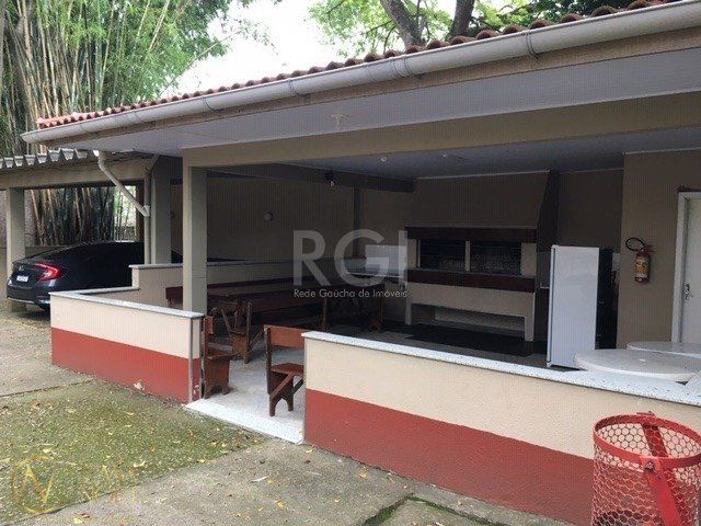 Apartamento à venda com 2 quartos, 77m², 1 vaga, Avenida Clemenciano Barnasque no bairro Teresópolis em Porto Alegre