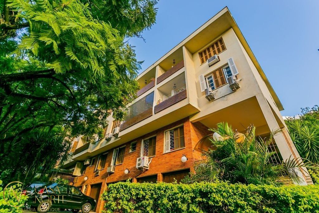 Apartamento à venda com 2 quartos, 67m², 1 vaga, Rua Portugal no bairro São João em Porto Alegre