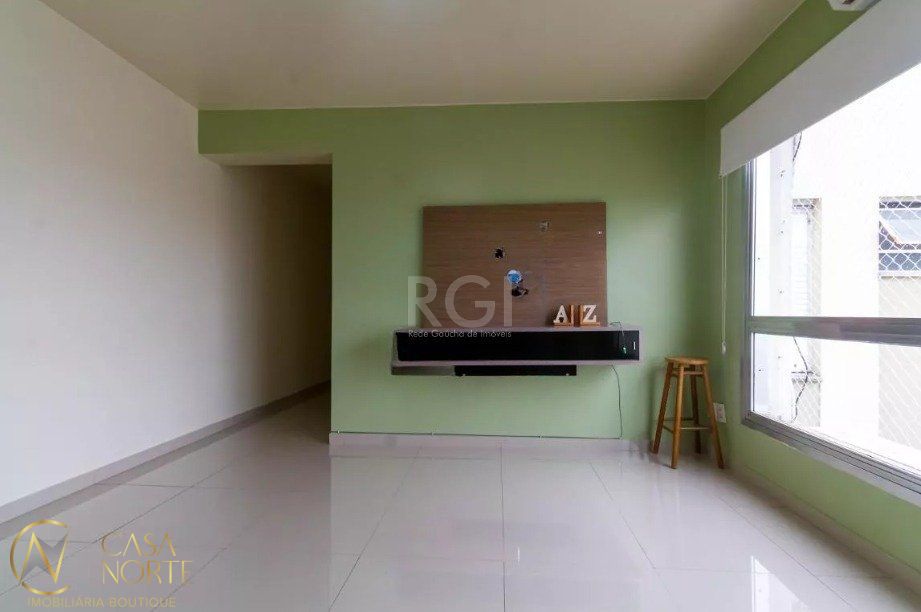 Apartamento à venda com 1 quarto, 52m², Rua Duque de Caxias no bairro Centro Histórico em Porto Alegre