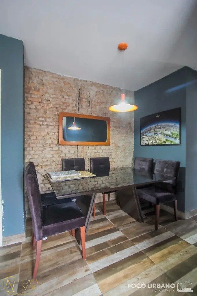 Apartamento à venda com 2 quartos, 58m², 1 vaga, Rua Alberto Silva no bairro Vila Ipiranga em Porto Alegre