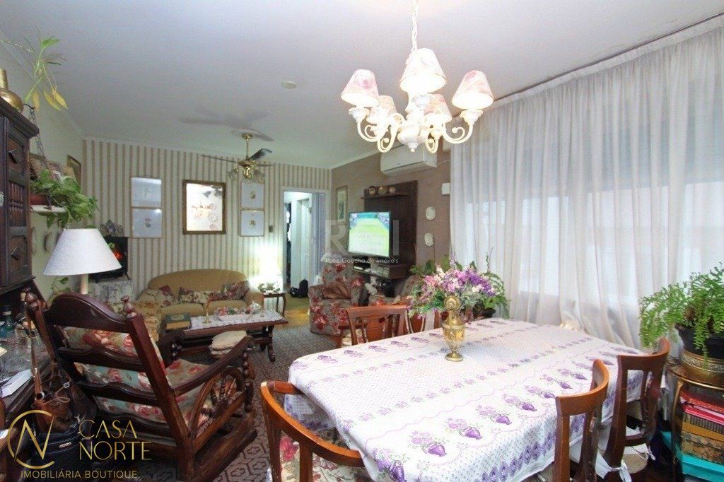 Apartamento à venda com 3 quartos, 94m², Rua Mariante no bairro Rio Branco em Porto Alegre