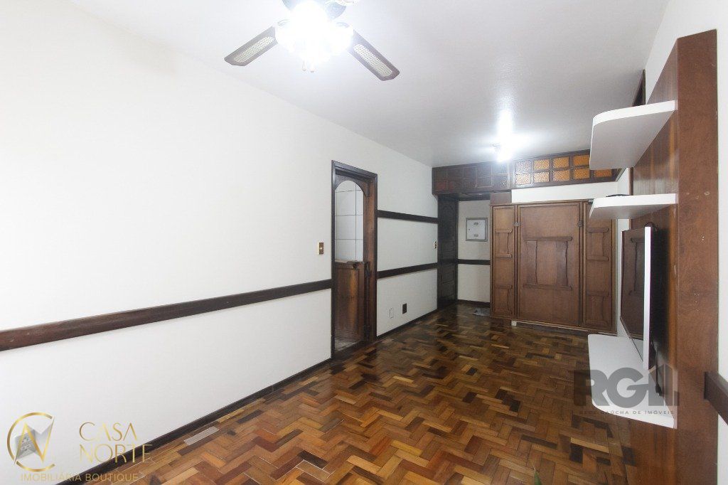 Apartamento à venda com 3 quartos, 75m², Avenida Baltazar de Oliveira Garcia no bairro Rubem Berta em Porto Alegre