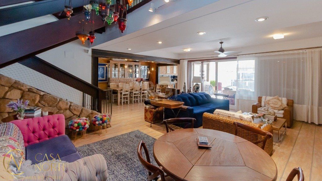 Casa à venda com 6 quartos, 602m², 3 suítes, 5 vagas, Alameda Afonso Celso no bairro Boa Vista em Porto Alegre