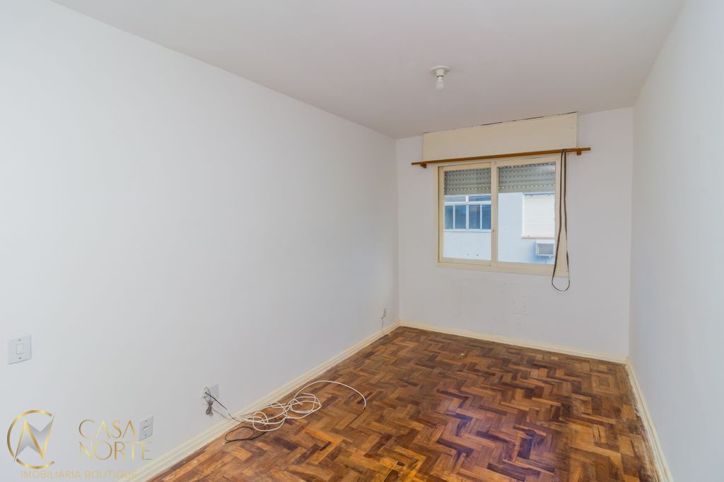 Apartamento à venda com 1 quarto, 46m², Rua Gaston Englert no bairro Vila Ipiranga em Porto Alegre