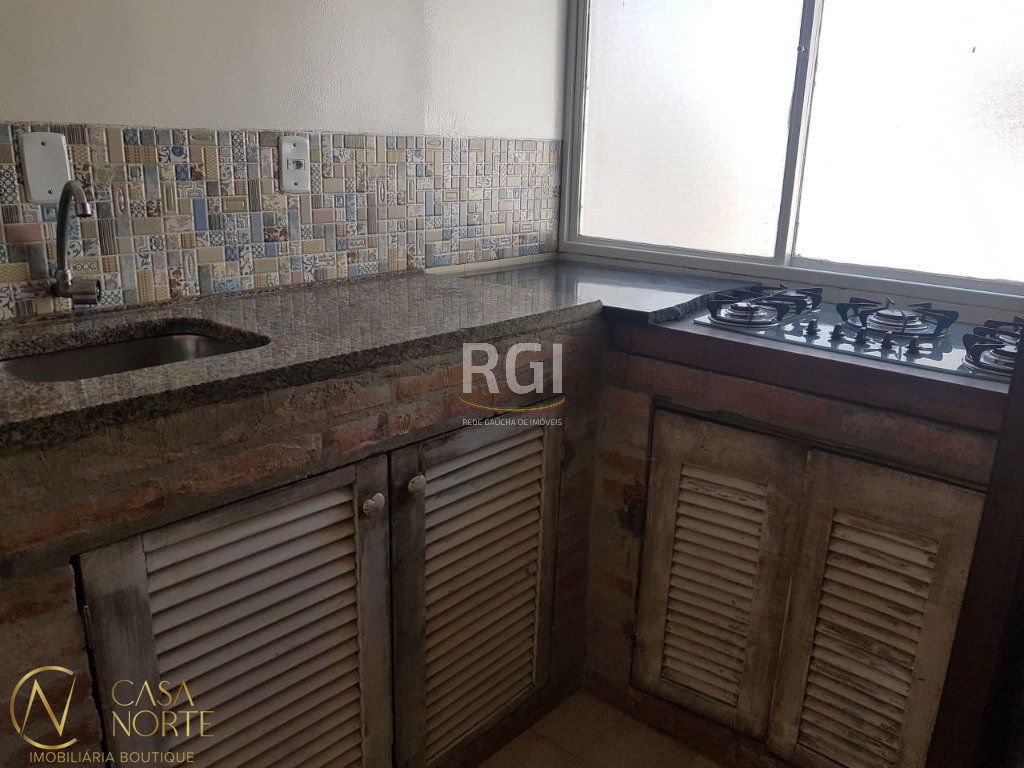 Apartamento à venda com 1 quarto, 42m², Rua Silverio Souto no bairro Teresópolis em Porto Alegre