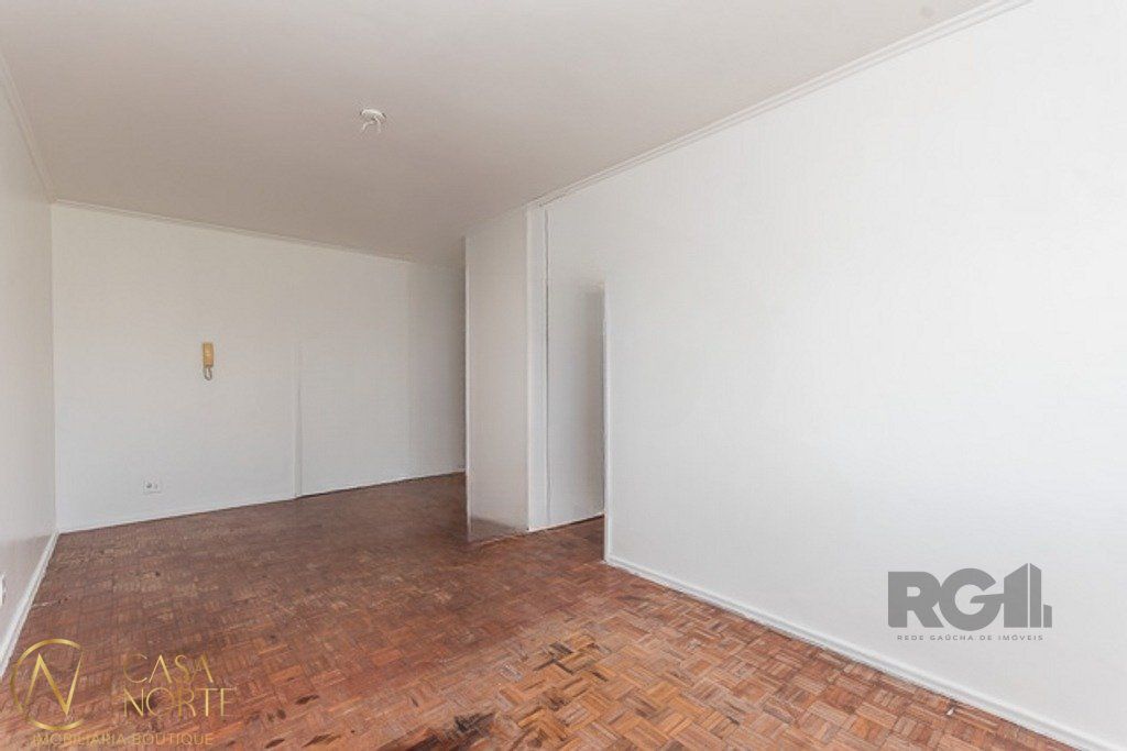 Apartamento à venda com 1 quarto, 44m², 1 vaga, Rua Washington Luiz no bairro Centro Histórico em Porto Alegre