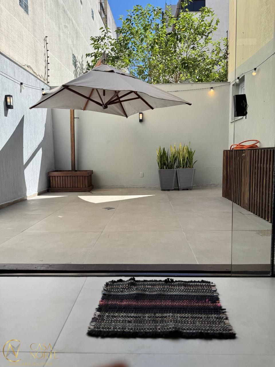 Apartamento Garden à venda com 1 quarto, 71m², 1 suíte, 1 vaga, Avenida Bagé no bairro Petrópolis em Porto Alegre