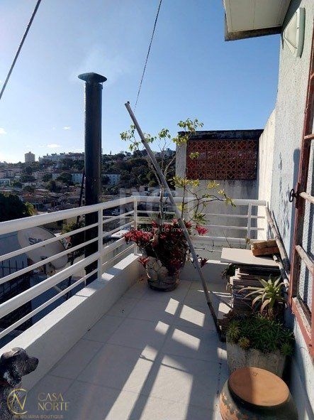 Cobertura à venda com 2 quartos, 120m², 1 suíte, Rua Jatai no bairro Cristal em Porto Alegre