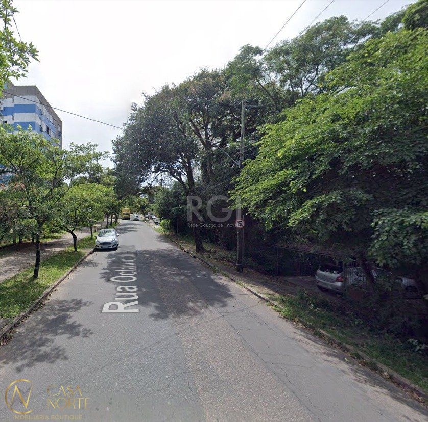 Terreno à venda , 300m², Rua Octavio de Souza no bairro Teresópolis em Porto Alegre