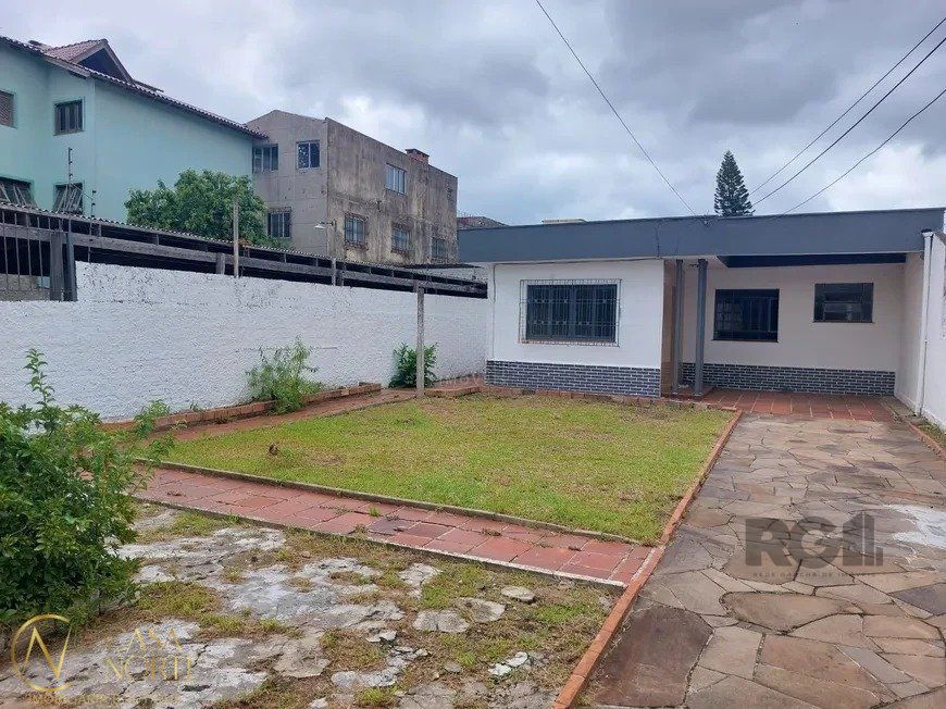Casa à venda com 2 quartos, 115m², 2 vagas, Rua Rezende Costa no bairro Sarandi em Porto Alegre
