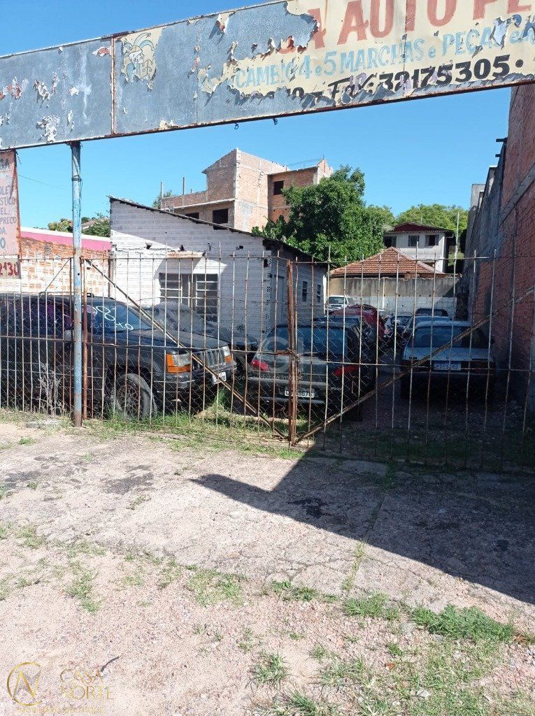 Terreno à venda , 300m², Avenida Antônio Carvalho no bairro Jardim Carvalho em Porto Alegre