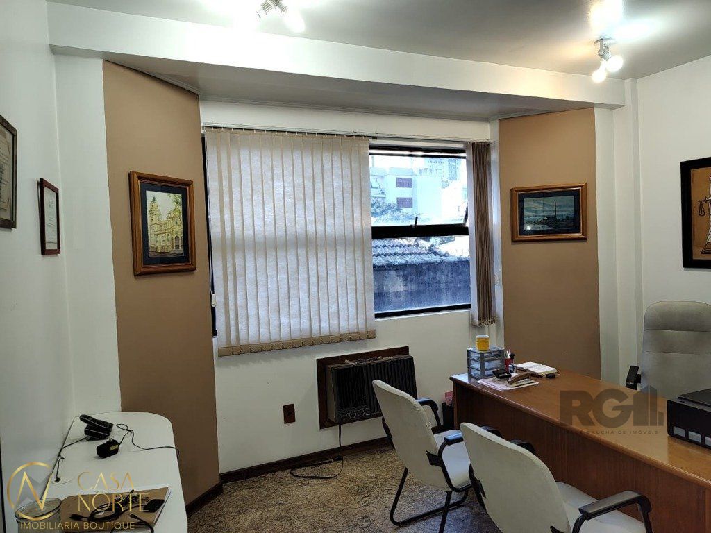 Sala Comercial à venda , 26m², Rua Washington Luiz no bairro Centro Histórico em Porto Alegre