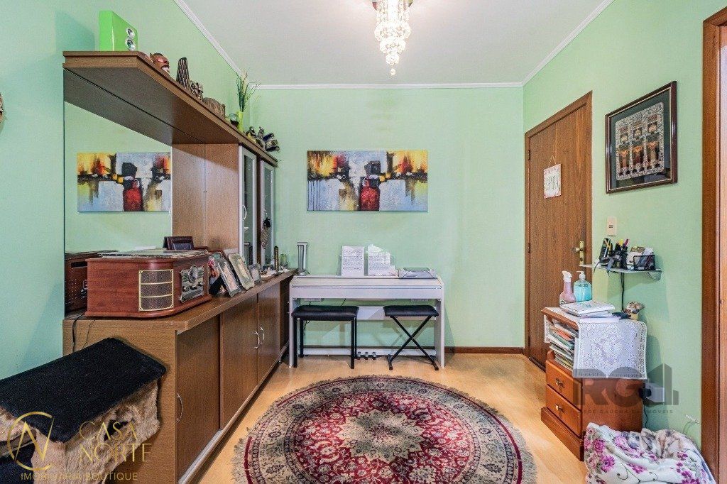 Apartamento à venda com 3 quartos, 94m², 1 suíte, 2 vagas, Travessa Bermudas no bairro Jardim Lindóia em Porto Alegre