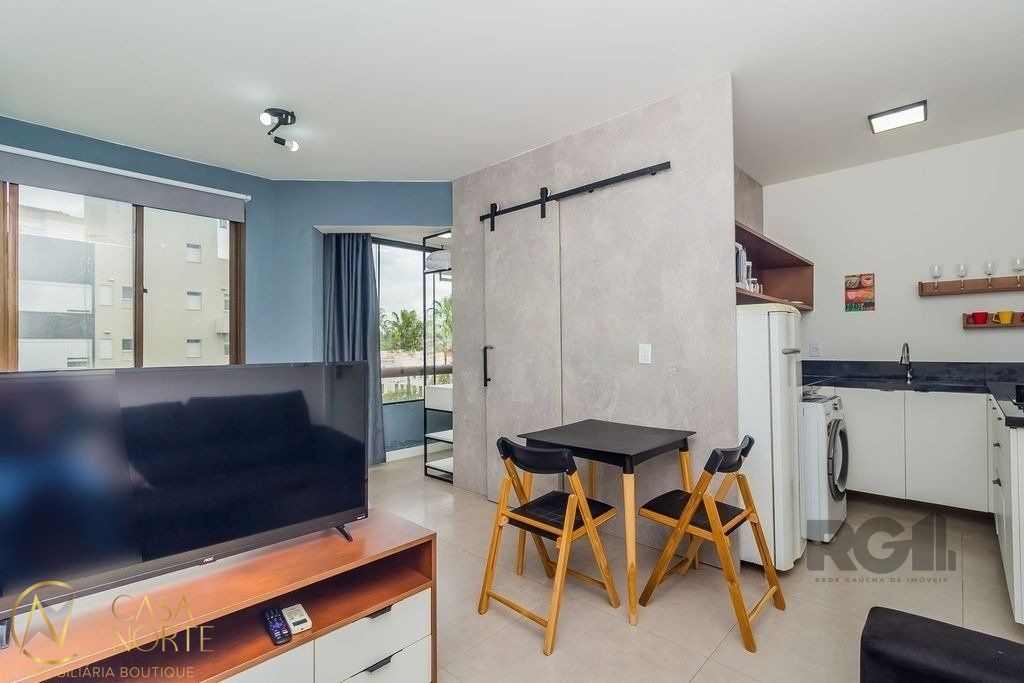 Kitnet à venda com 1 quarto, 28m², Avenida Osvaldo Aranha no bairro Bom Fim em Porto Alegre