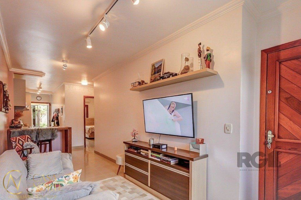 Casa à venda com 2 quartos, 77m², 1 vaga, Rua Doutor Hermes Pacheco no bairro Aberta dos Morros em Porto Alegre