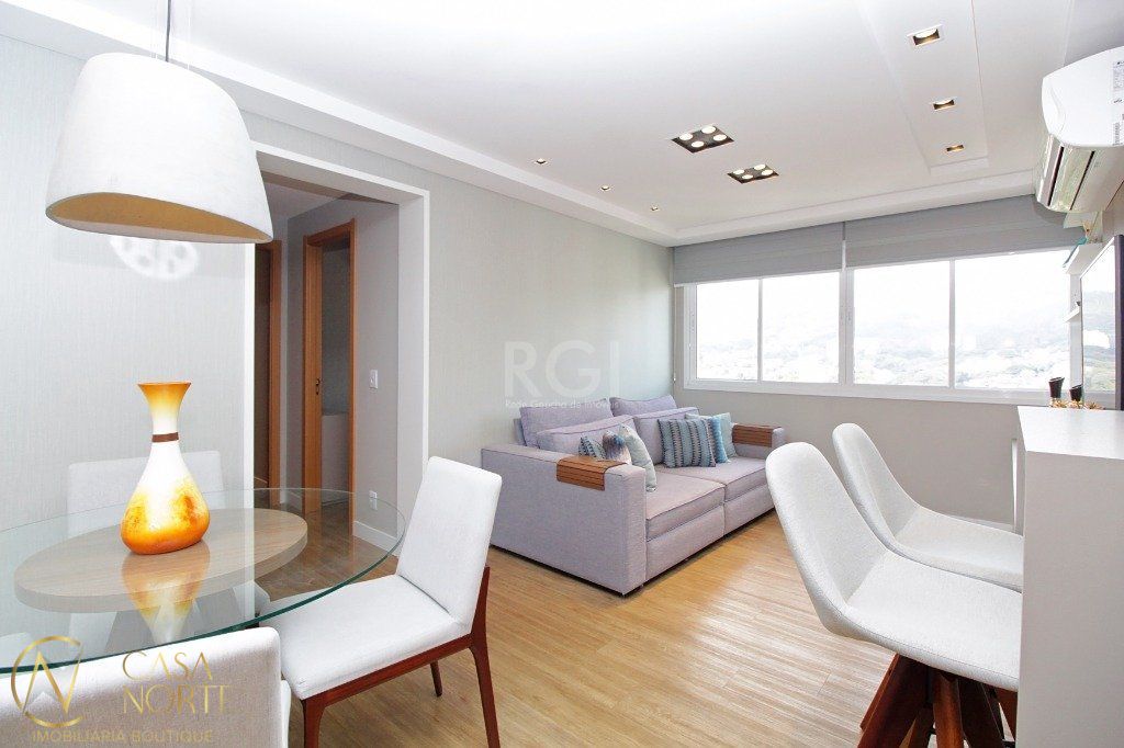 Apartamento à venda com 2 quartos, 62m², 1 suíte, 2 vagas, Rua Dario Totta no bairro Teresópolis em Porto Alegre