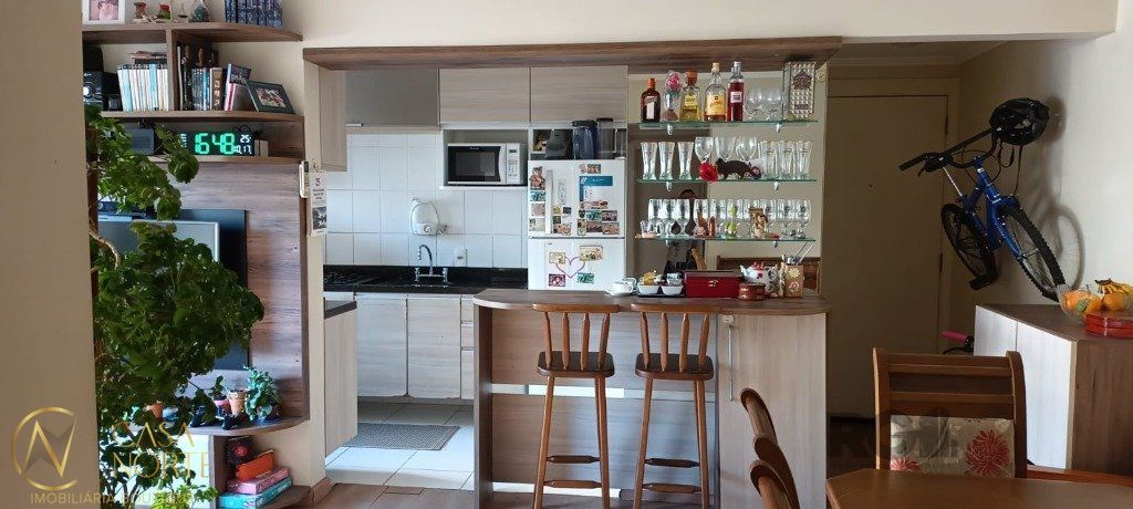 Apartamento à venda com 3 quartos, 80m², 1 suíte, 1 vaga, Rua Irmão Norberto Francisco Rauch no bairro Jardim Carvalho em Porto Alegre