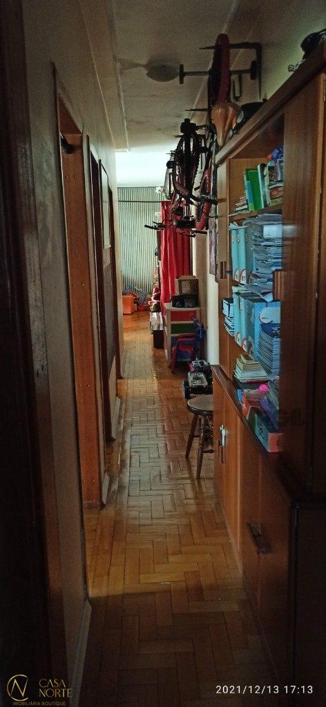 Apartamento à venda com 2 quartos, 85m², Avenida Niterói no bairro Medianeira em Porto Alegre