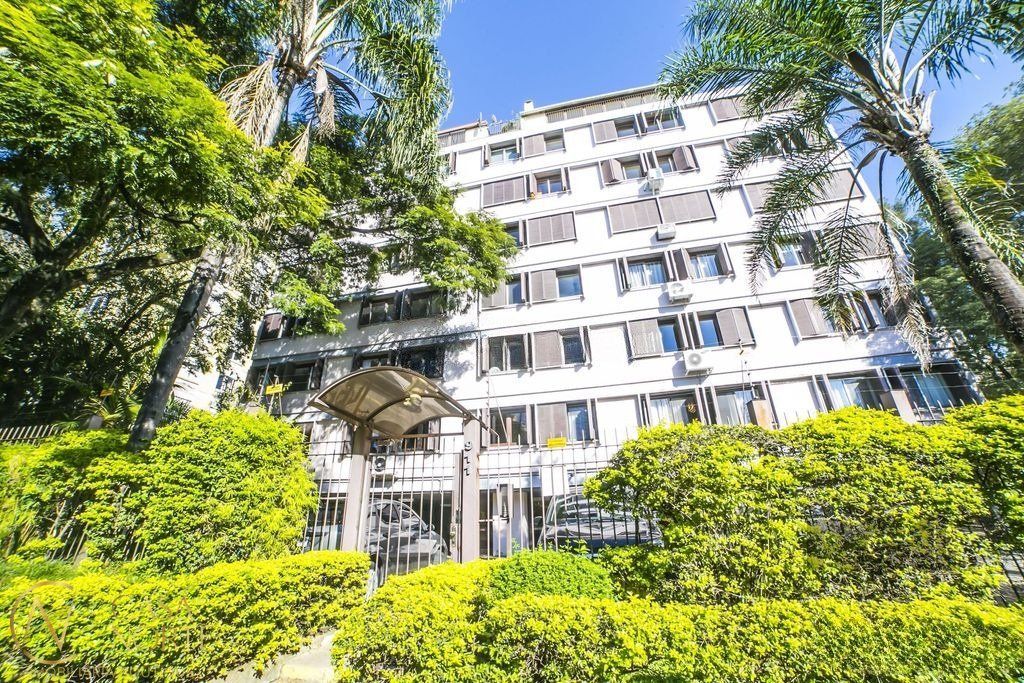 Apartamento à venda com 3 quartos, 152m², 2 suítes, 2 vagas, Avenida Carlos Gomes no bairro Auxiliadora em Porto Alegre