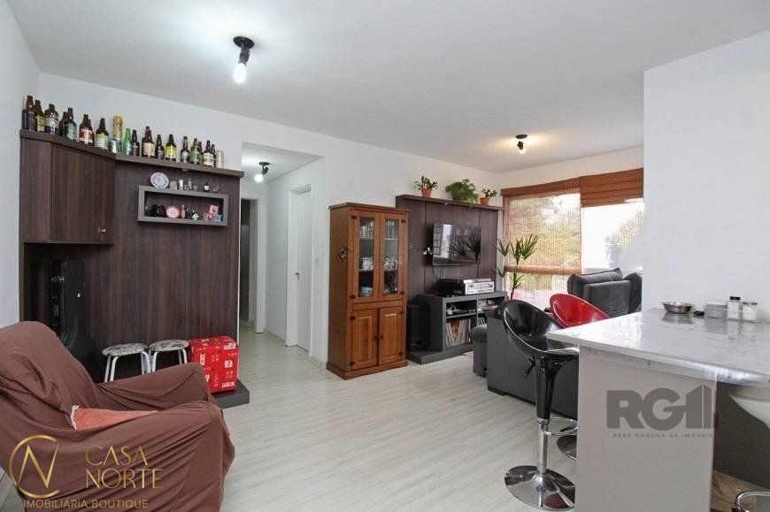 Apartamento à venda com 2 quartos, 60m², 1 suíte, 1 vaga, Rua Luiz Cosme no bairro Passo da Areia em Porto Alegre