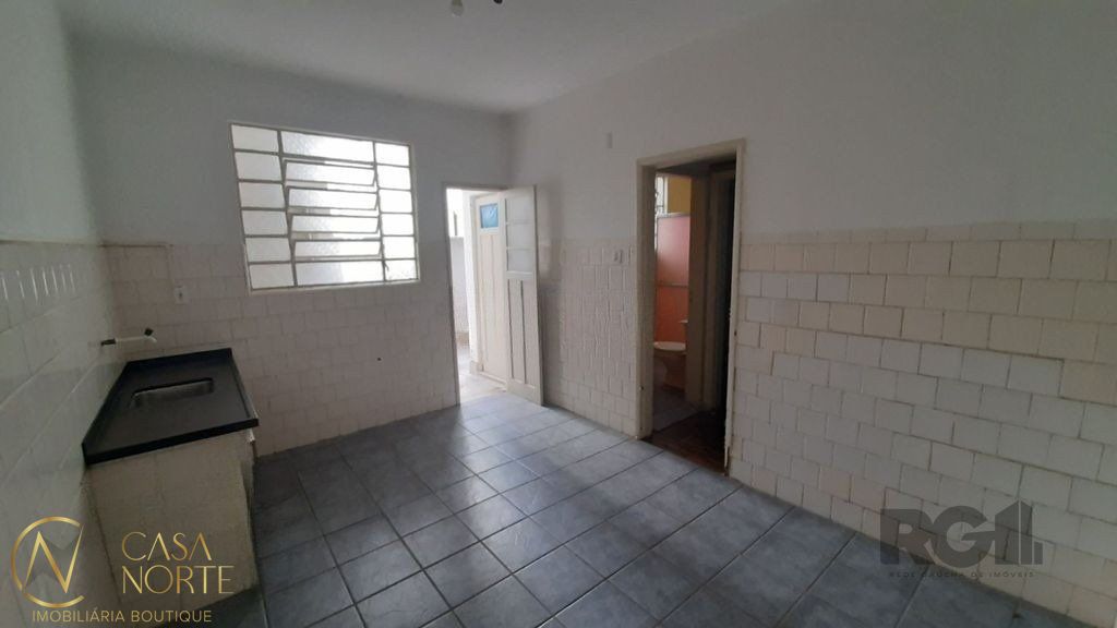 Apartamento à venda com 2 quartos, 84m², Avenida Goethe no bairro Rio Branco em Porto Alegre