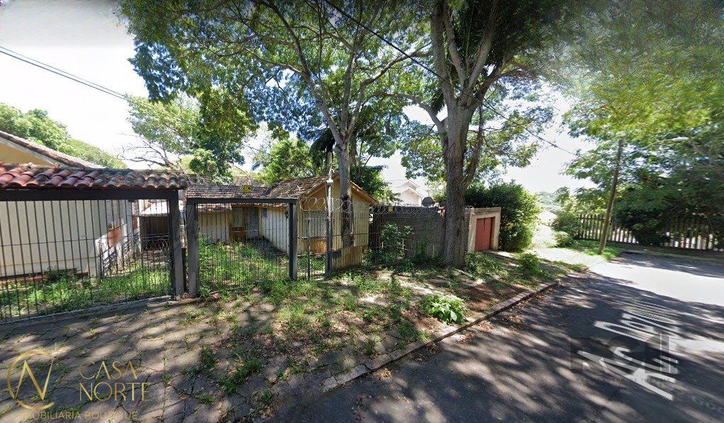 Casa à venda com 3 quartos, 143m², 2 vagas, Acesso das Magnolias no bairro Santa Tereza em Porto Alegre