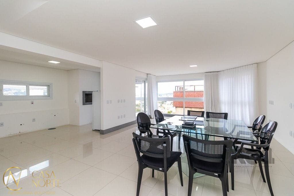 Cobertura à venda com 3 quartos, 238m², 1 suíte, 2 vagas, Avenida Icaraí no bairro Cristal em Porto Alegre