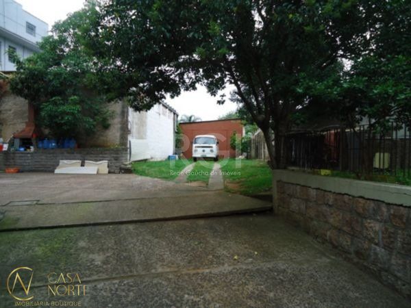 Terreno à venda  com 316m², Rua Costa Lima no bairro Nonoai em Porto Alegre